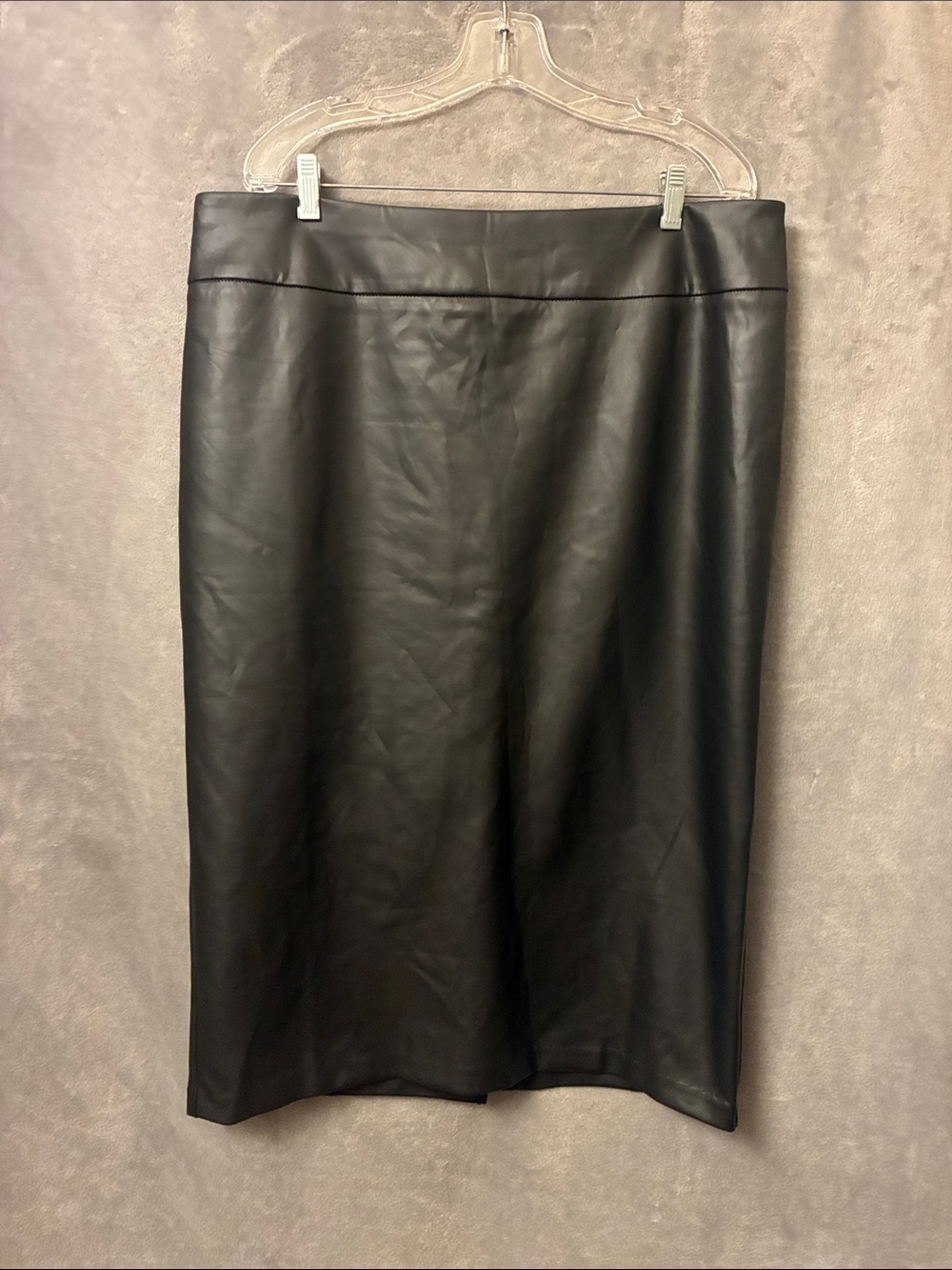 Ashley Stewart Black Faux Leather Pencil Skirt. 18. EUC.